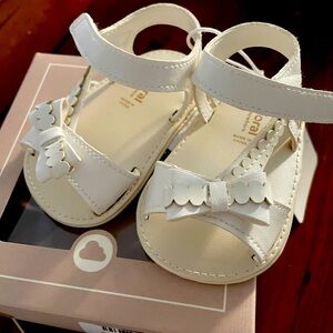 Mayoral bow sandals size 15 white newborn